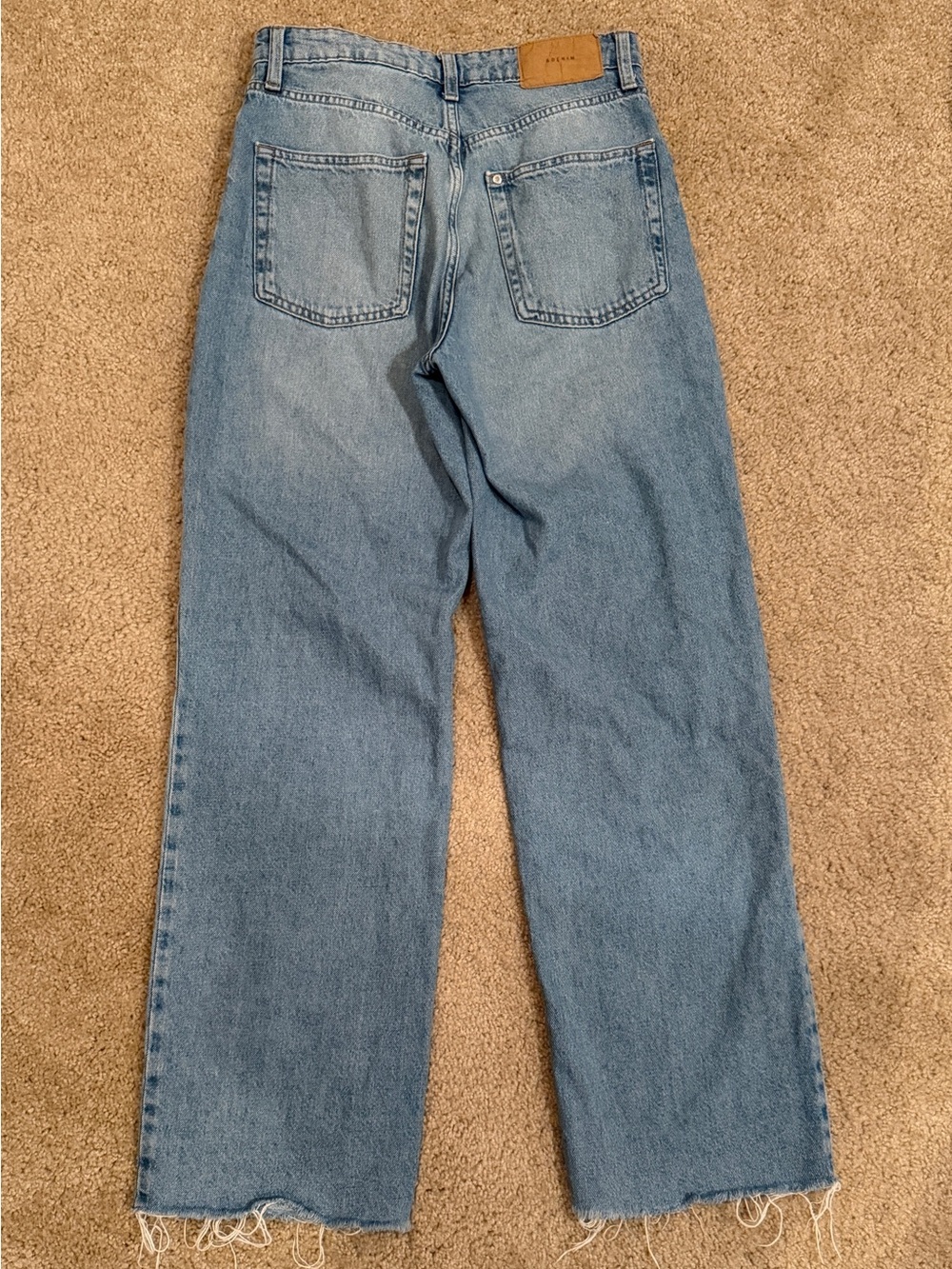 H&M Light Blue Wide Leg Jeans - Picture 2 of 4
